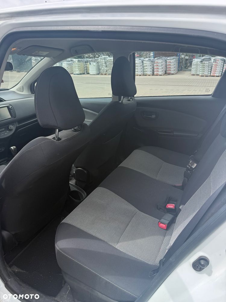 Toyota Yaris - 20