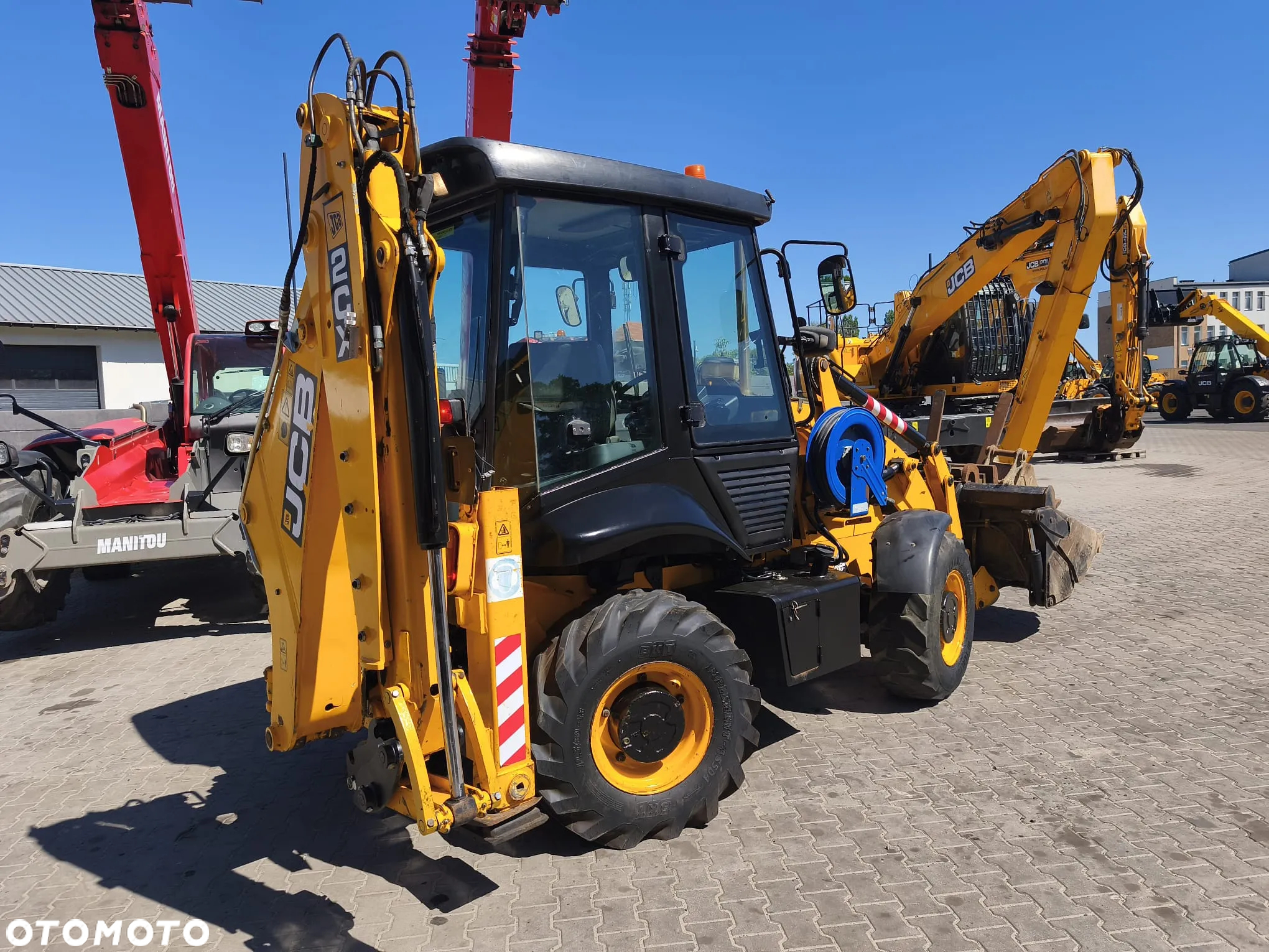 JCB 2CX - 3