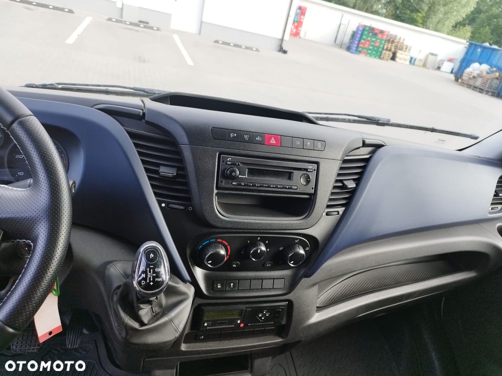 Iveco DAILY - 22