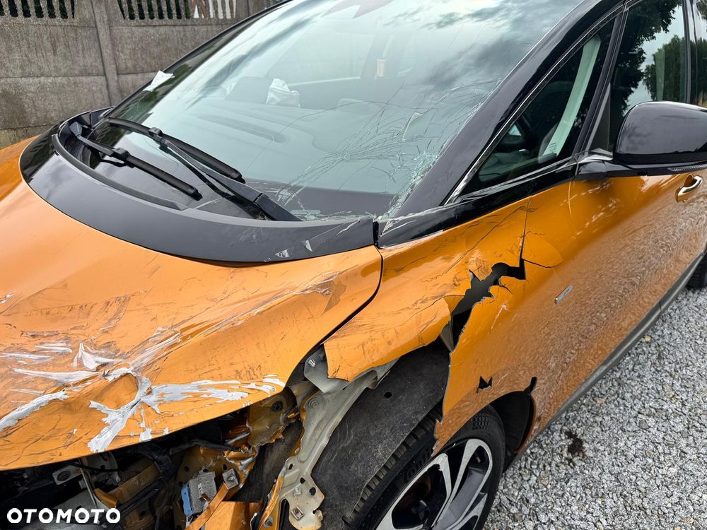 Renault Scenic dCi 110 FAP EDC Bose Edition - 10