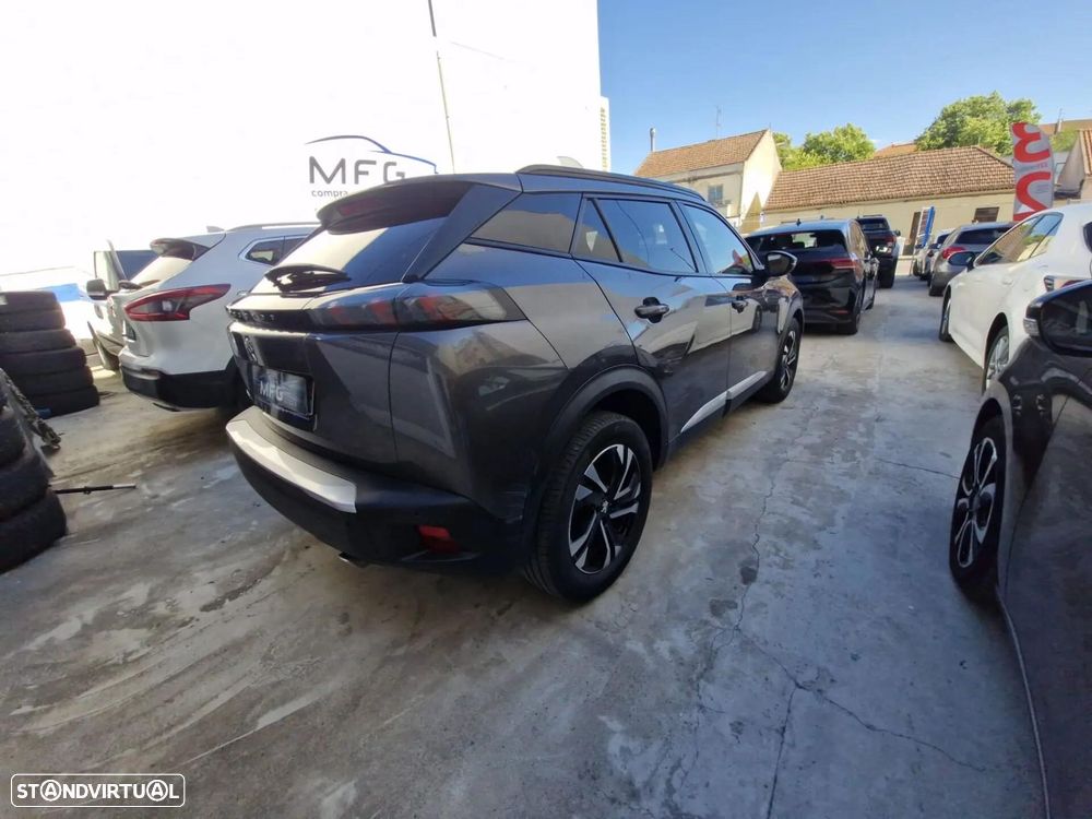 Peugeot 2008 1.5 BlueHDi GT - 4