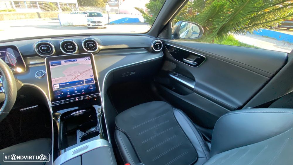Mercedes-Benz C 300 d AMG Line - 26