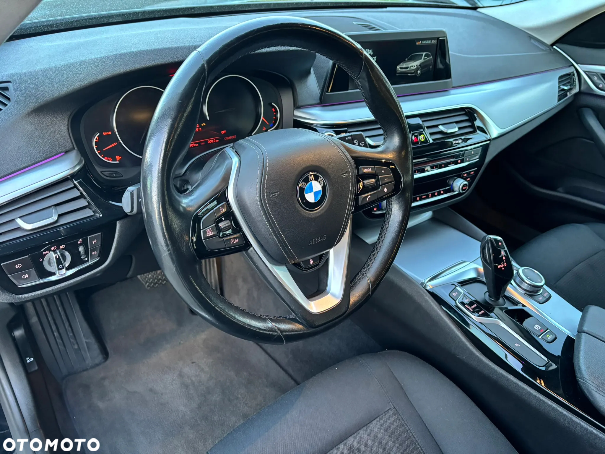 BMW Seria 5 520d xDrive - 3