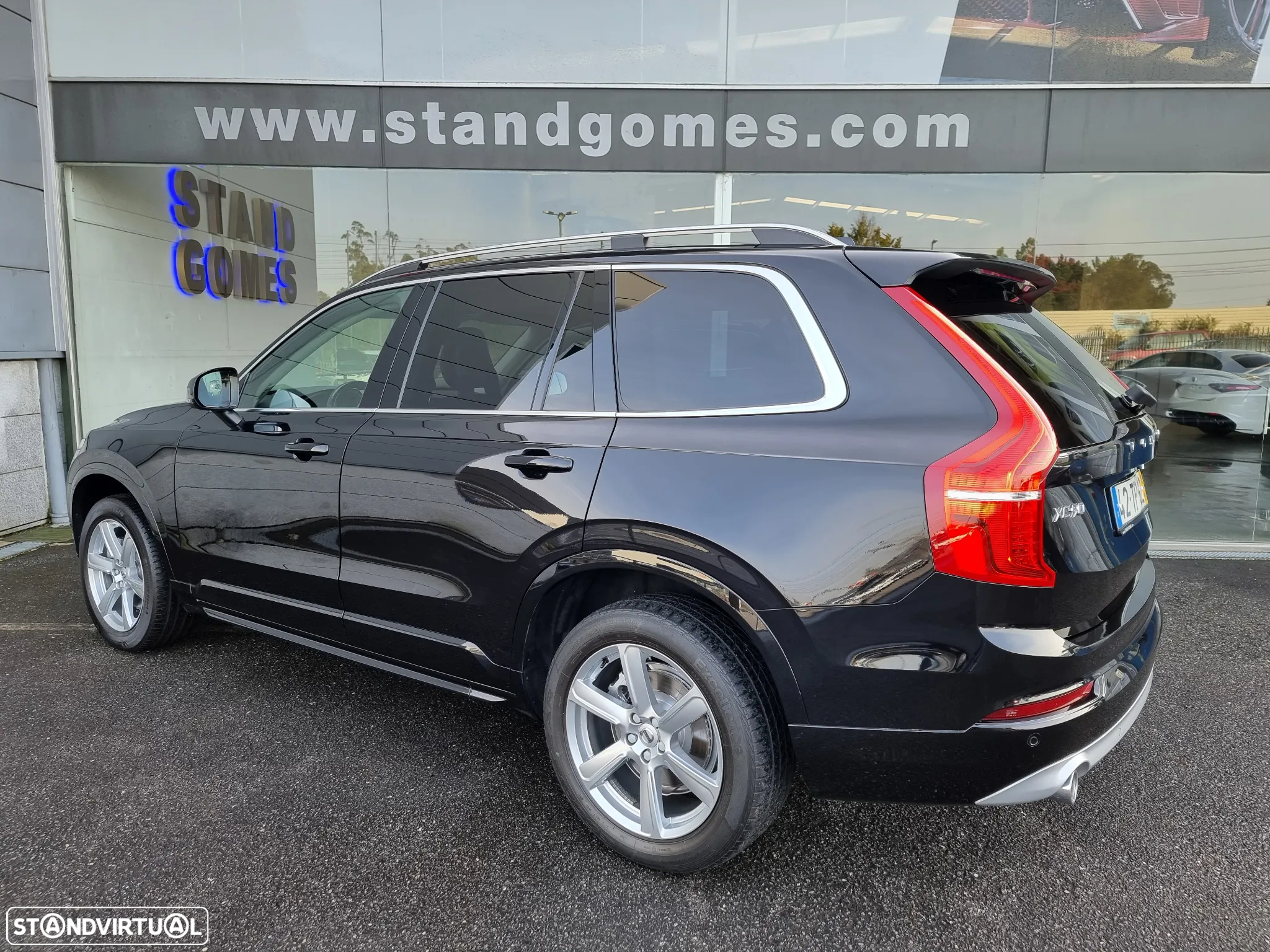 Volvo XC 90 2.0 D4 Momentum - 4