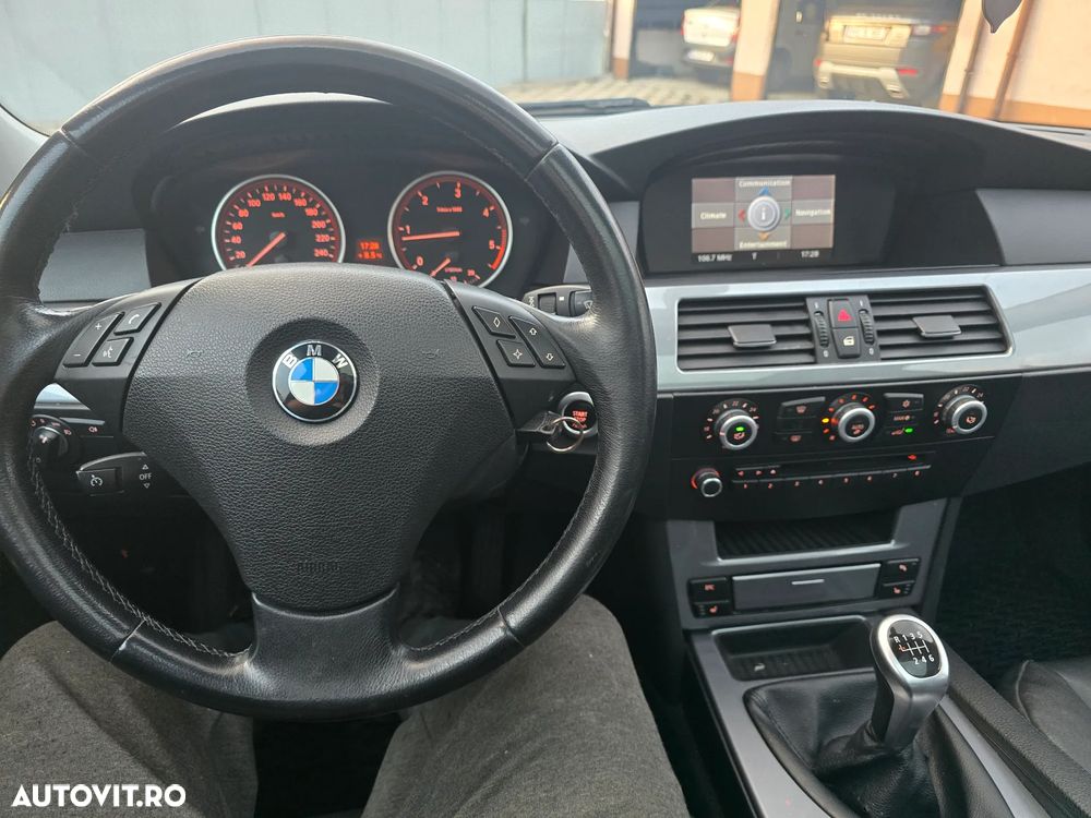 BMW Seria 5 520d Edition Fleet - 21