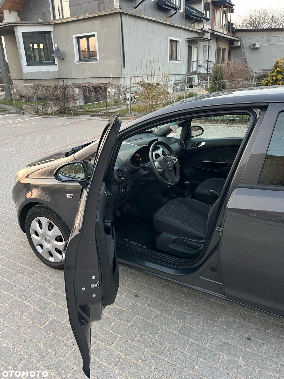 Opel Corsa - 2