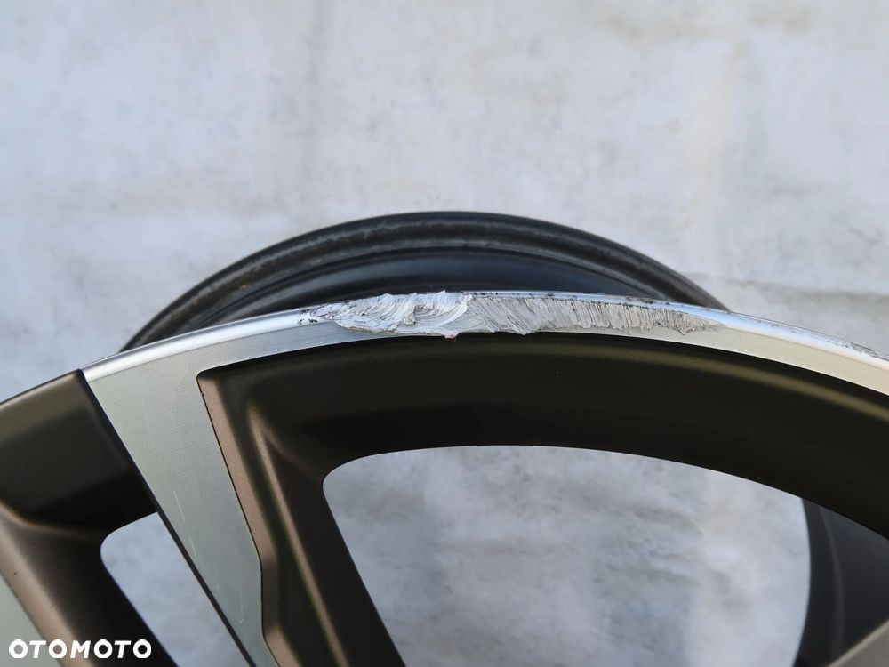 W36 Felga BMW 8053524 8x19et54 - 6