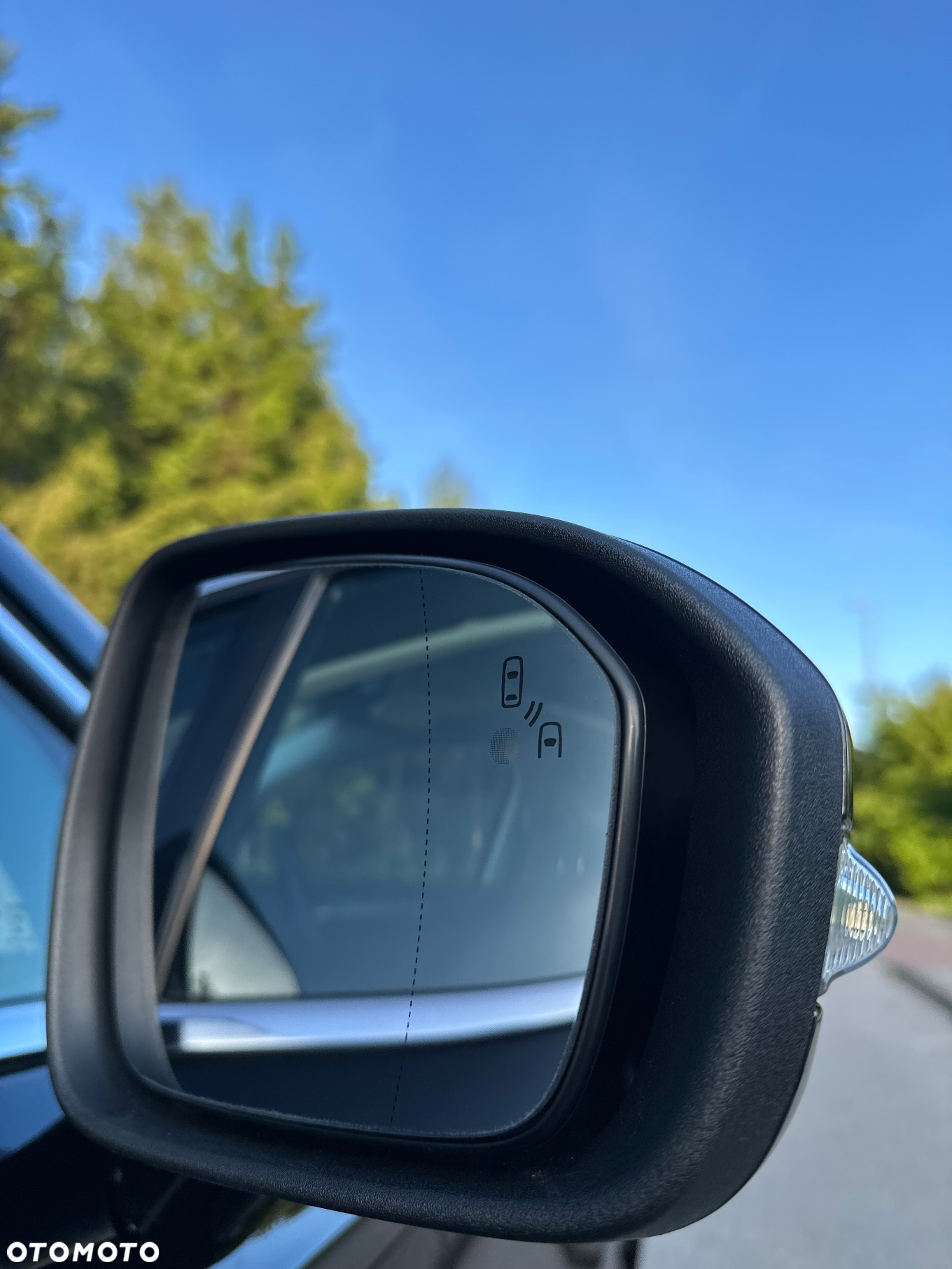 Ford Mondeo 2.0 EcoBlue Titanium - 24
