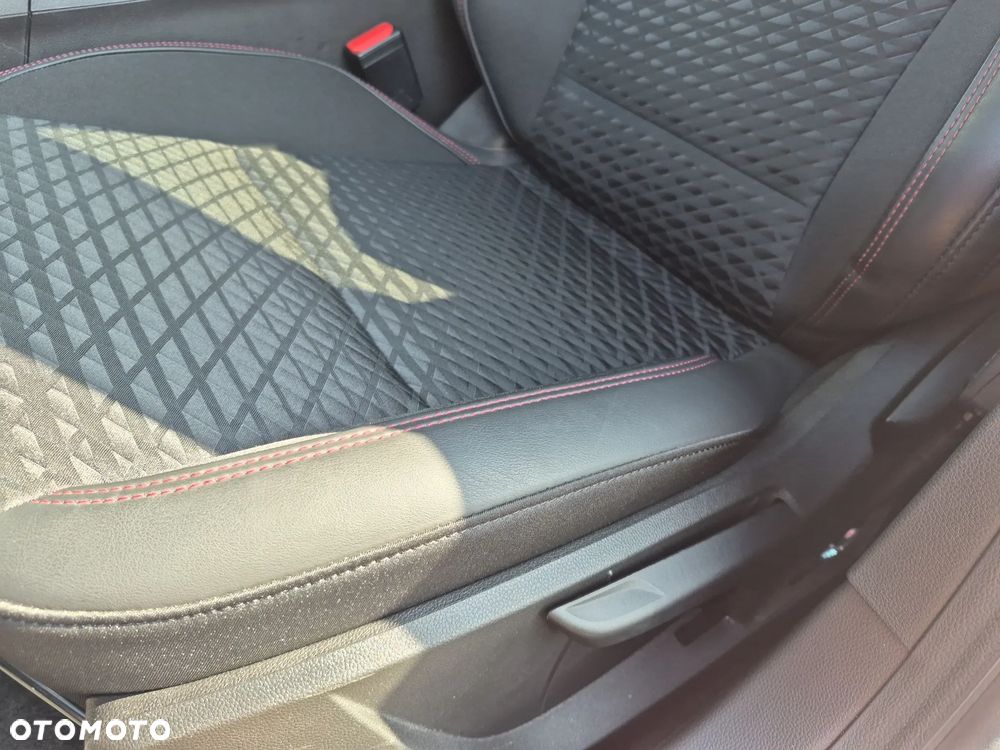 Renault Clio 1.8 E-TECH Full Hybrid 160 Techno - 12
