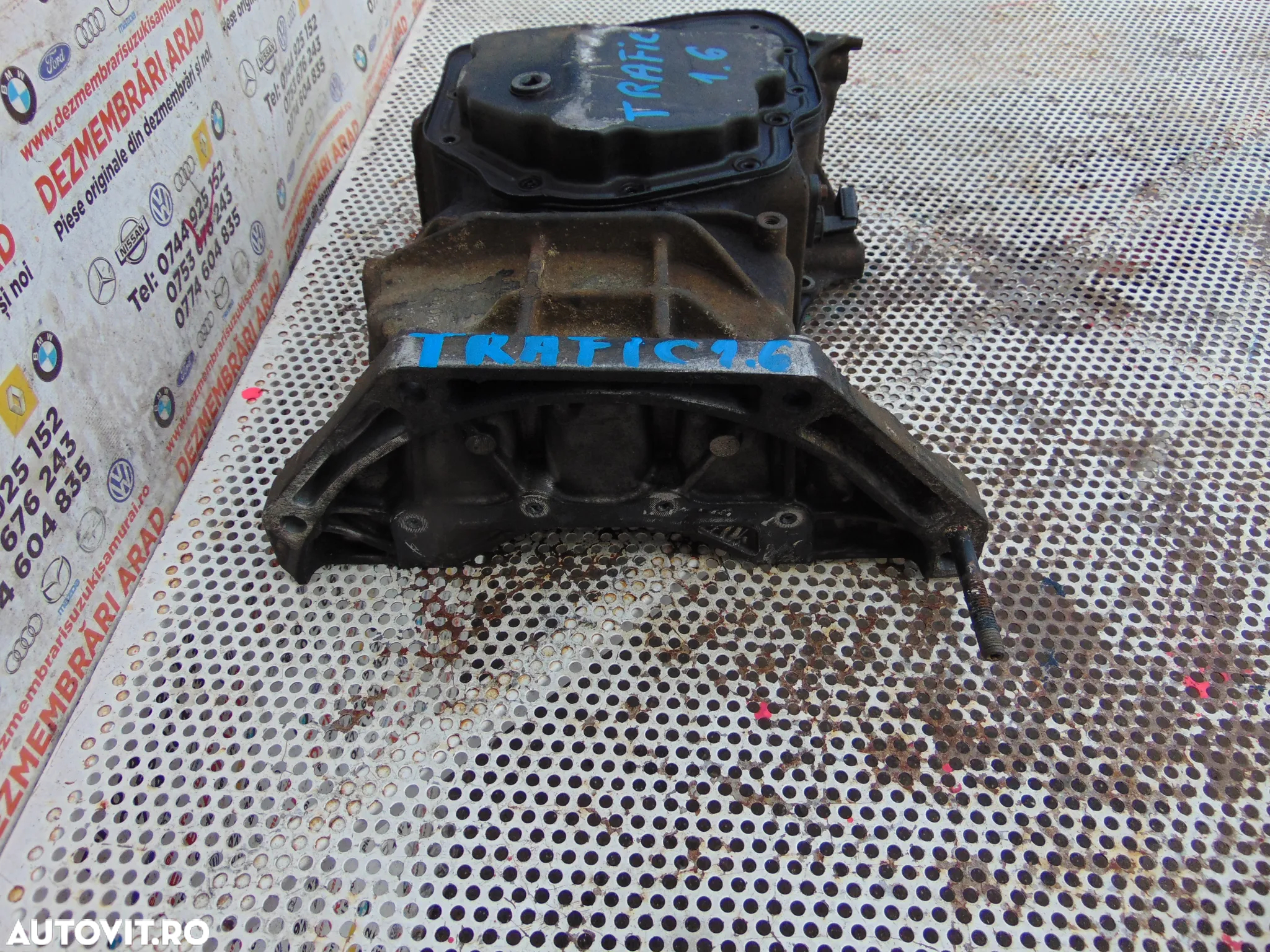 Baie ulei Renault Trafic 1.6 Opel Vivaro Nissan Primaster Mercedes Vito w447 cod 110179801r - 2