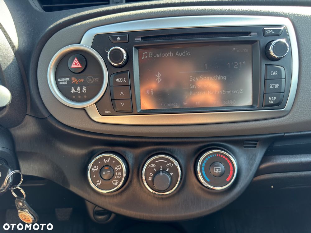 Toyota Yaris 1.4 D-4D Premium - 17