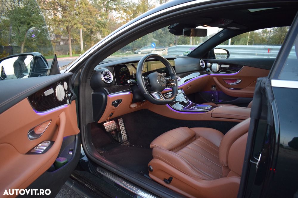 Mercedes-Benz E - 16