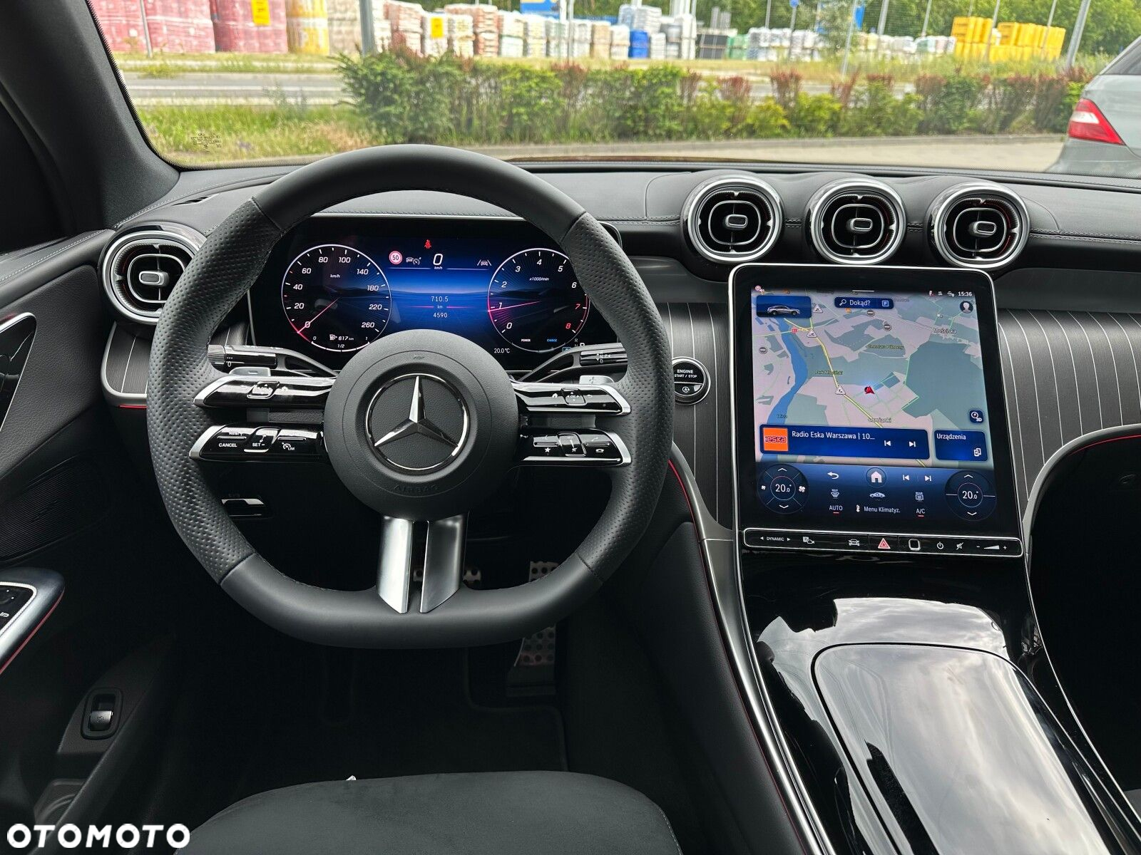 Mercedes-Benz GLC - 14