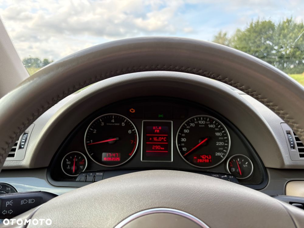 Audi A4 Avant 1.8 T quattro - 15