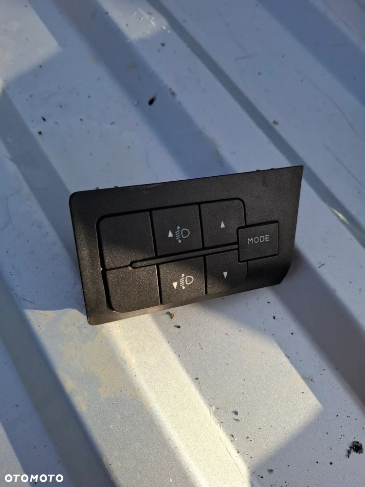 PRZEŁĄCZNIK REGULACJI ŚWIATEŁ DUCATO BOXER JUMPER III 7355331110 - 1