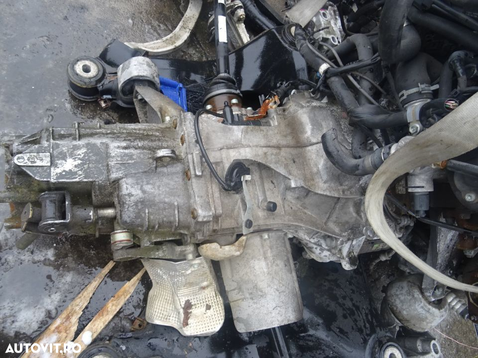 Vand Cutie de Viteza Manuala cu 5 trepte Volkswagen Passat B5 1.9 TDI 116CP AJM din 2001 - 2