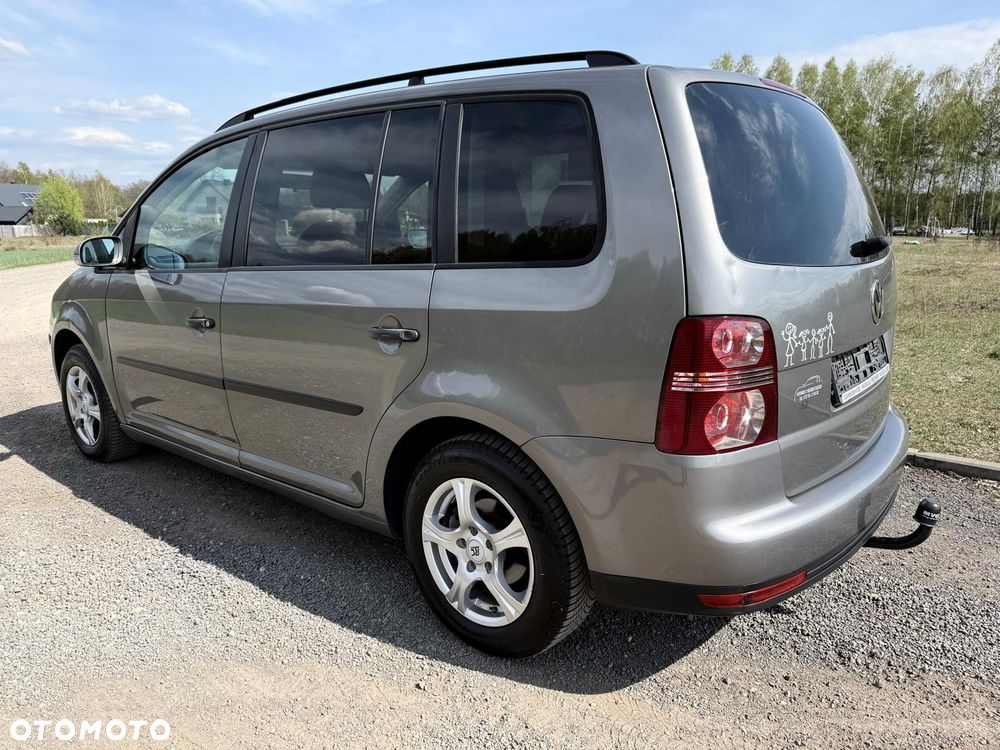 Volkswagen Touran 1.6 Freestyle - 10