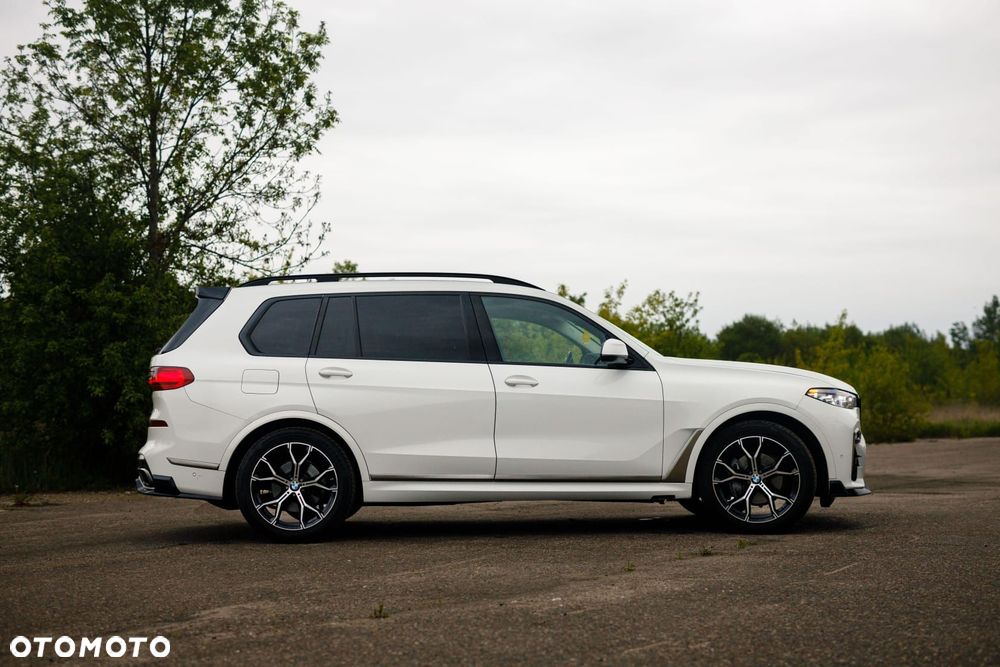 BMW X7 xDrive40i - 9