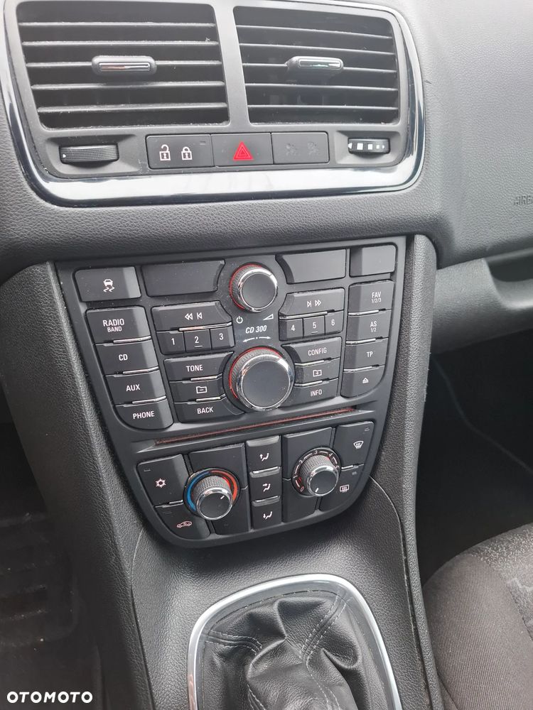 Opel Meriva 1.4 Innovation - 24