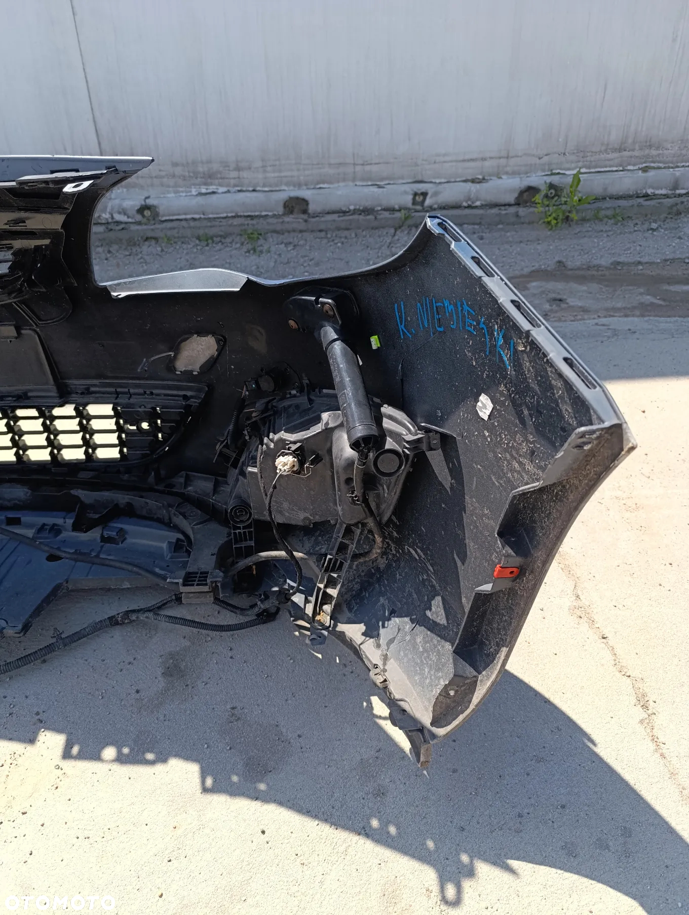 Niebieski zderzak przedni kompletny Opel Astra J 4 przed lift - 12