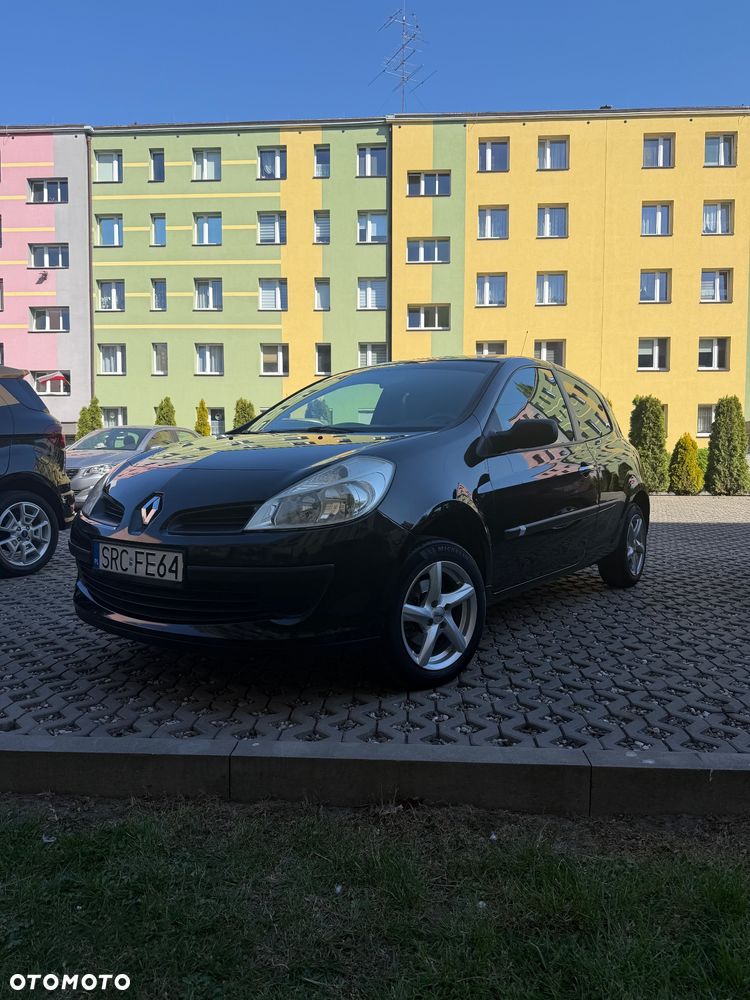 Renault Clio 1.2 16V 75 Dynamique - 24