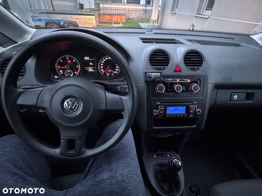 Volkswagen Caddy - 10
