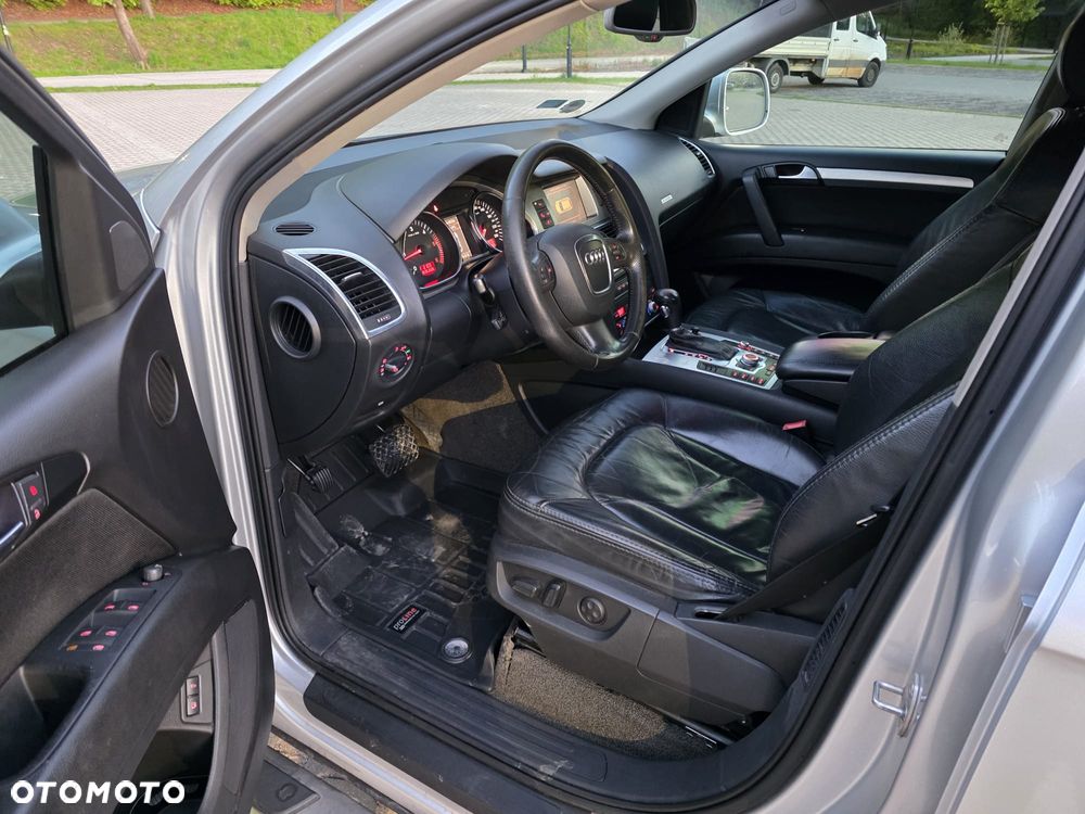 Audi Q7 3.0 TDI Quattro Tiptronic - 9