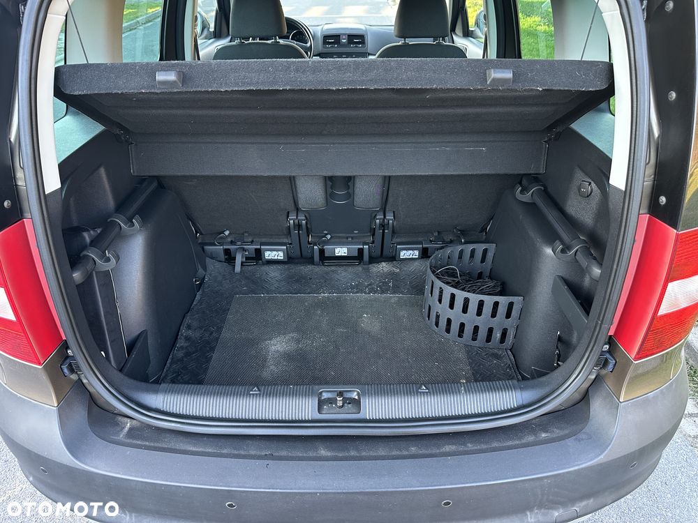 Skoda Yeti 2.0 TDI Experience PLUS EDITION - 32