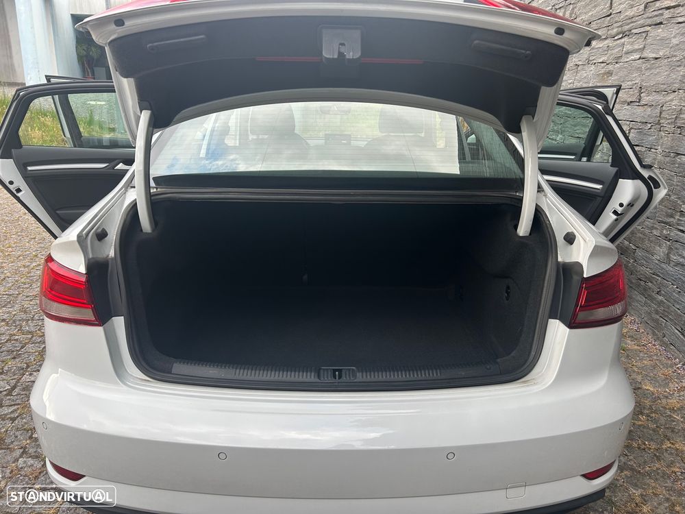 Audi A3 Limousine 1.6 TDI Sport - 25