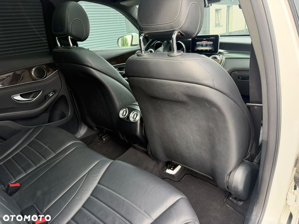 Mercedes-Benz GLC 220 d 4Matic 9G-TRONIC - 13