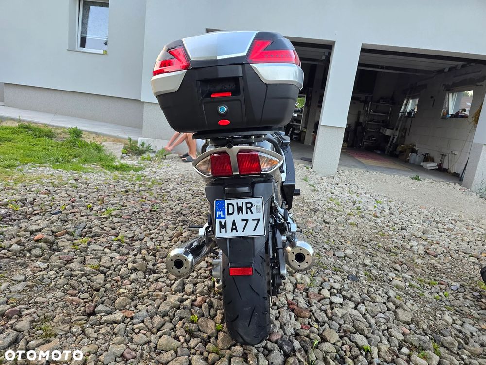 Yamaha FJR - 7