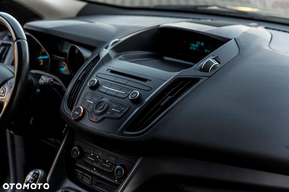 Ford Kuga - 26