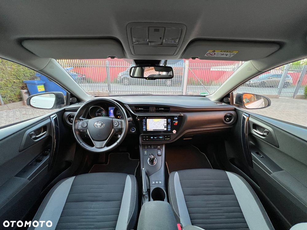 Toyota Auris 1.8 HSD Sol - 25