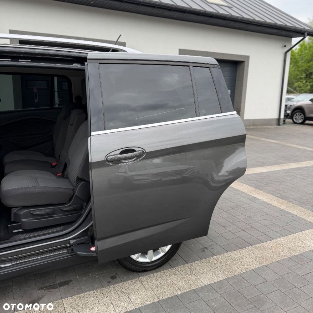 Ford Grand C-MAX - 18