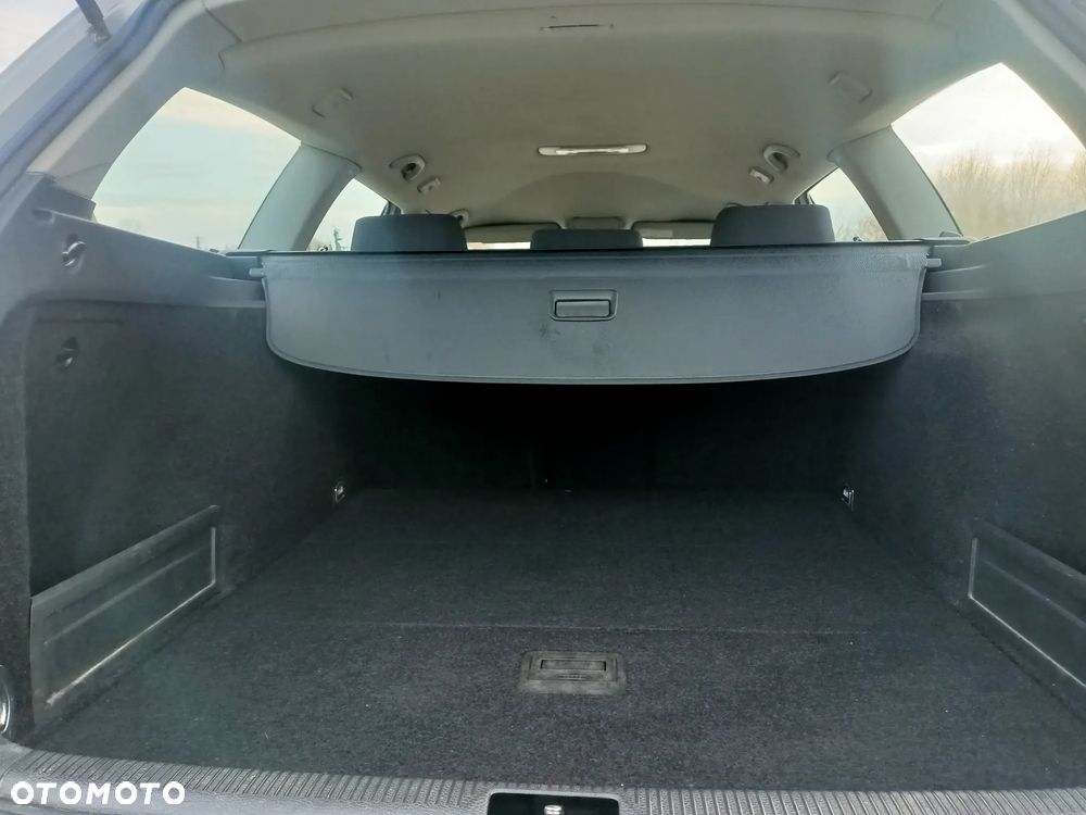 Volkswagen Passat Variant 2.0 TDI DPF Comfortline - 20