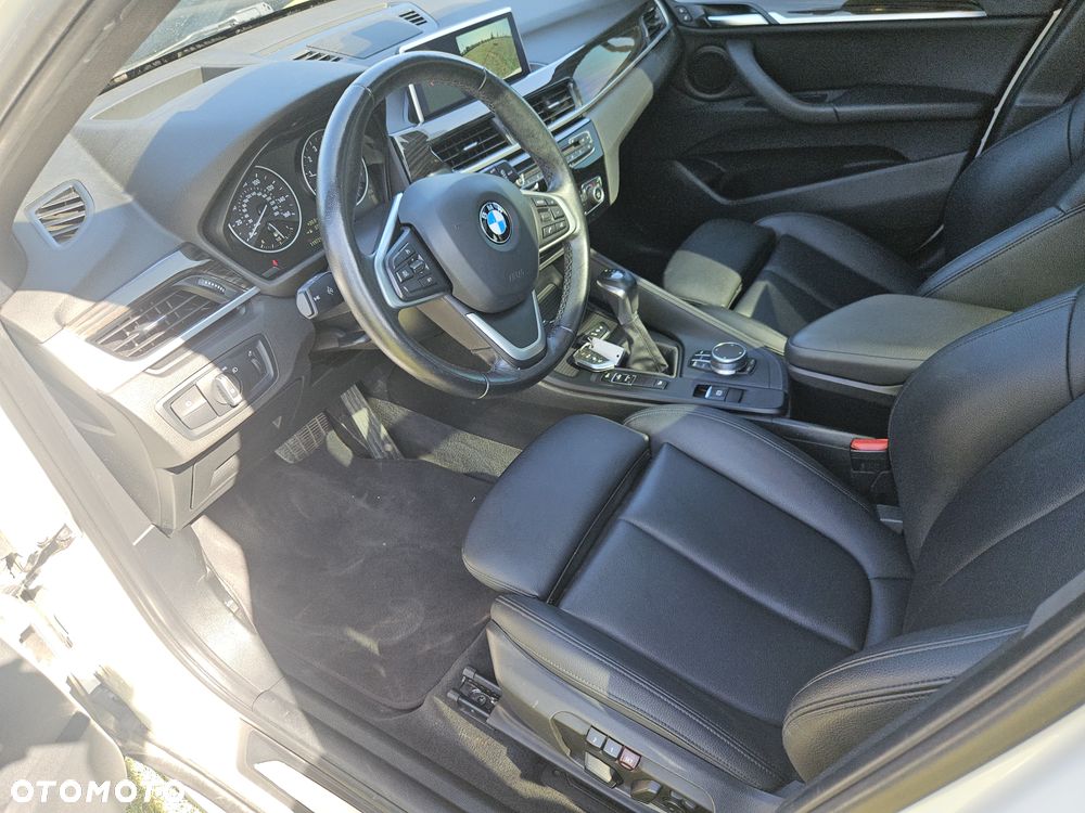 BMW X1 xDrive25i xLine - 14