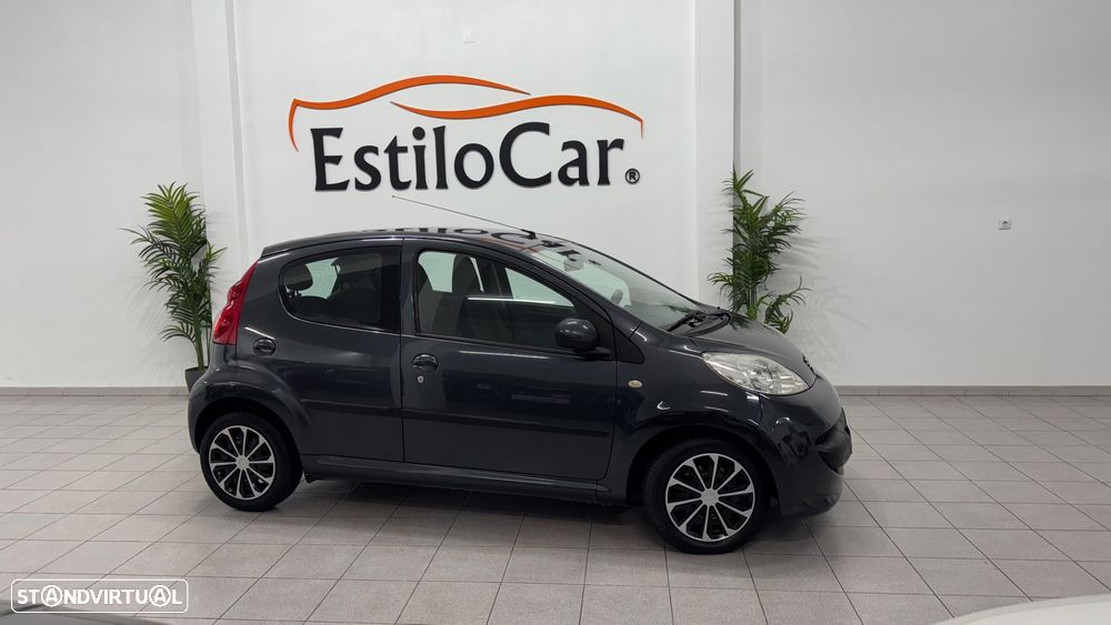 Peugeot 107 1.4 HDi Trendy - 3