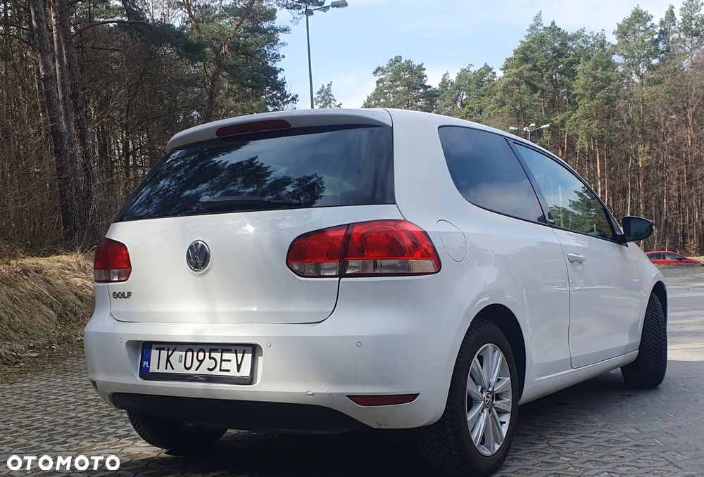 Volkswagen Golf - 4