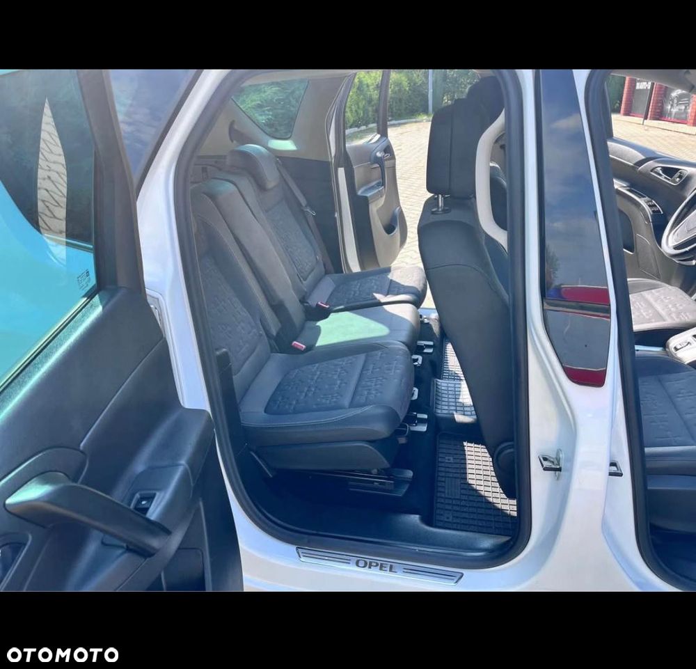 Opel Meriva 1.4 T Cosmo S&S - 12