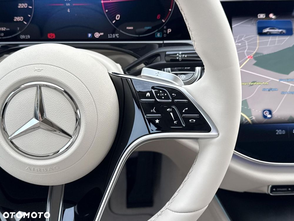 Mercedes-Benz Klasa E - 21