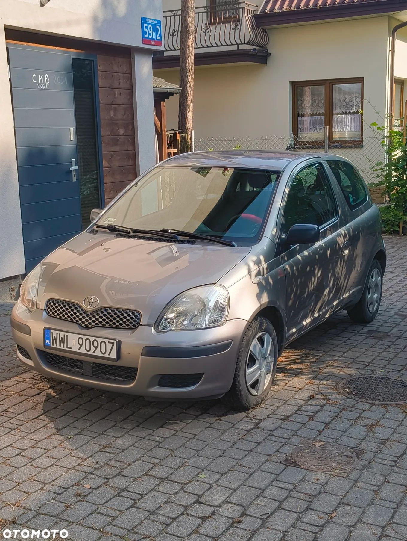Toyota Yaris - 1