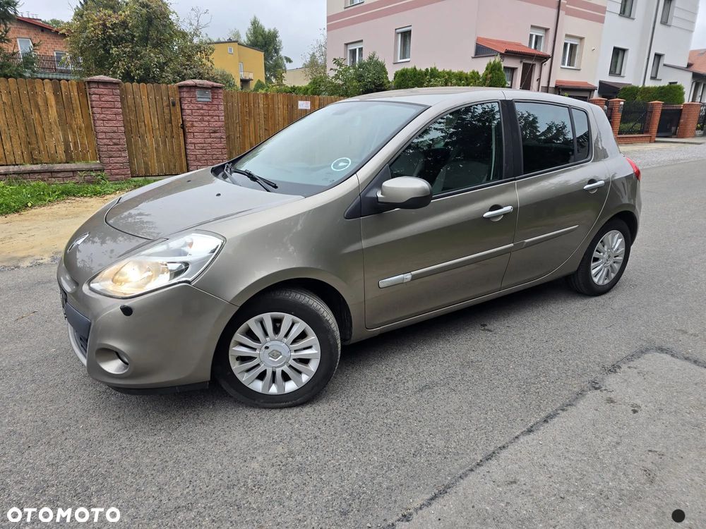 Renault Clio 1.2 16V 75 Expression - 21