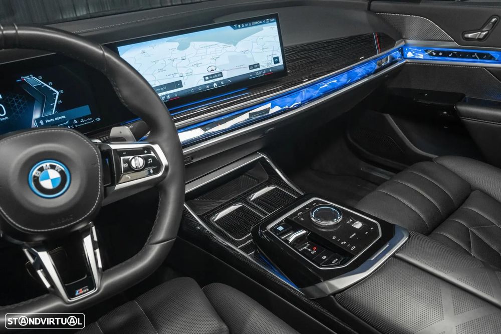 BMW 750 750e xDrive Pack Desportivo M - 17