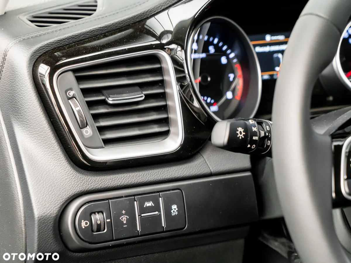 Kia Ceed 1.5 T-GDI Tribute - 19