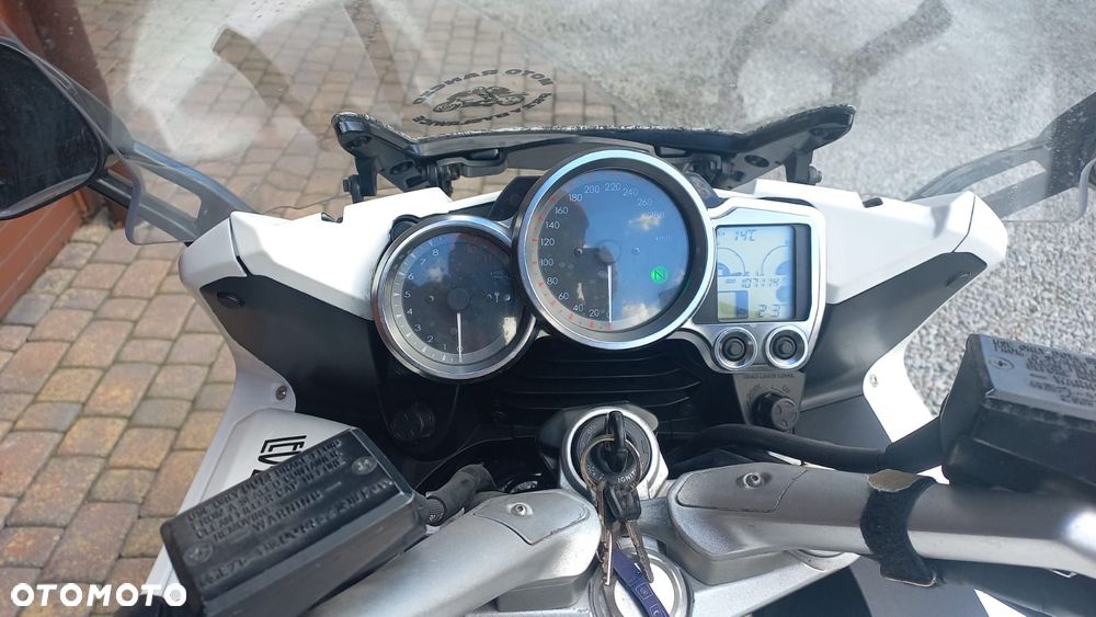 Yamaha FJR - 6