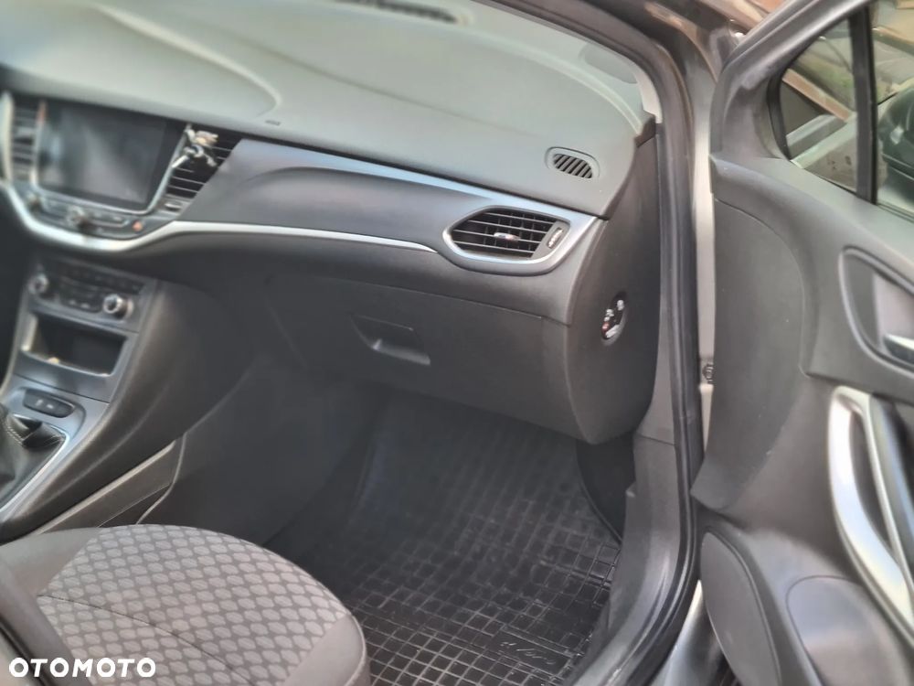 Opel Astra 1.4 T Dynamic - 10