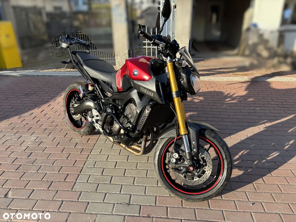 Yamaha MT - 6