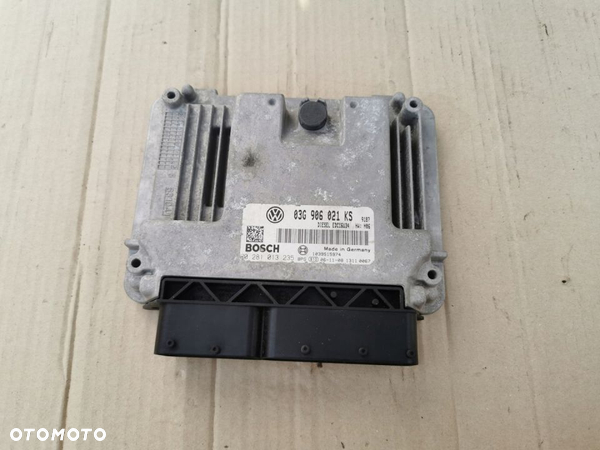 Sterownik silnika VW Golf V 2.0 TDI 03G906021KS