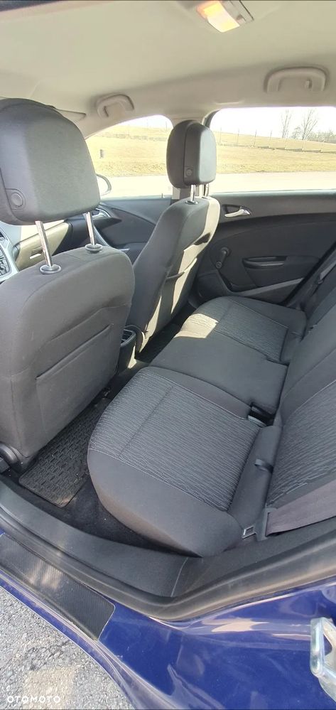 Opel Astra 1.7 CDTI - 10