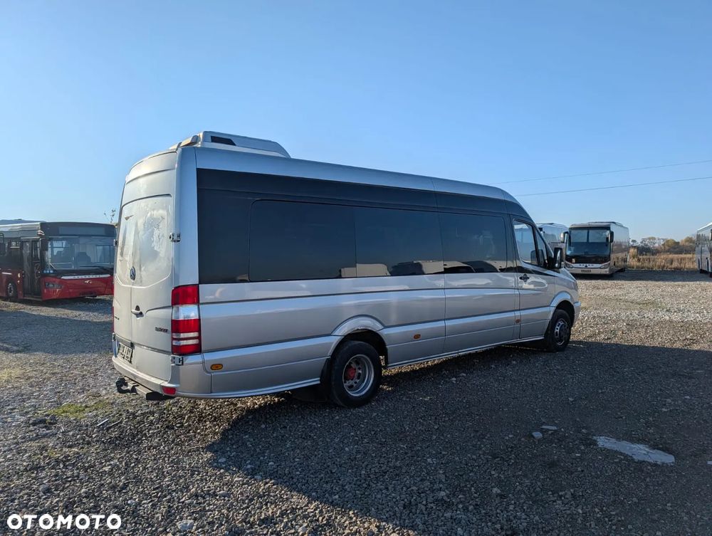 Mercedes-Benz Sprinter 515 - 4